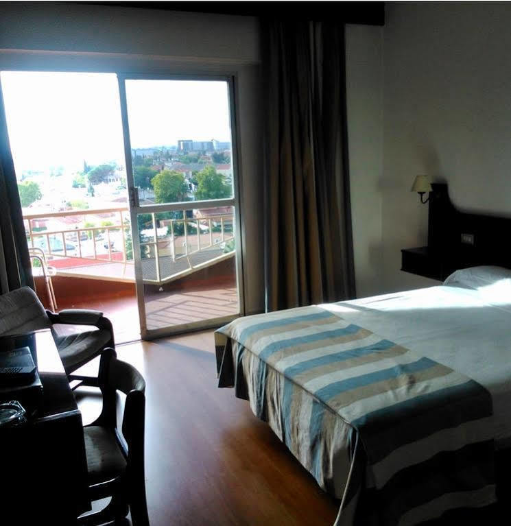 Hotel Lisboa Badajoz Extérieur photo